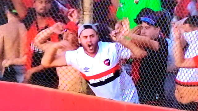 Video La Violencia De Los Hinchas De Newells En Santa Fe Por La Copa Argentina 3924