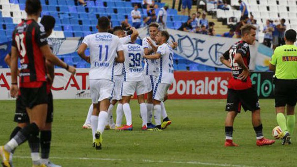 El Patrón llega a la última fecha buscando un triunfo para quedarse en Primera.