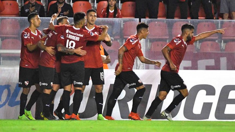 Independiente goleó en su debut en la Copa Sudamericana.
