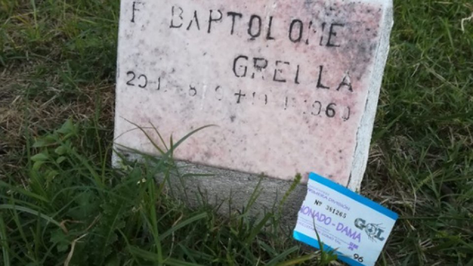 Los simpatizantes del Santo le agradecieron al Padre Grella.