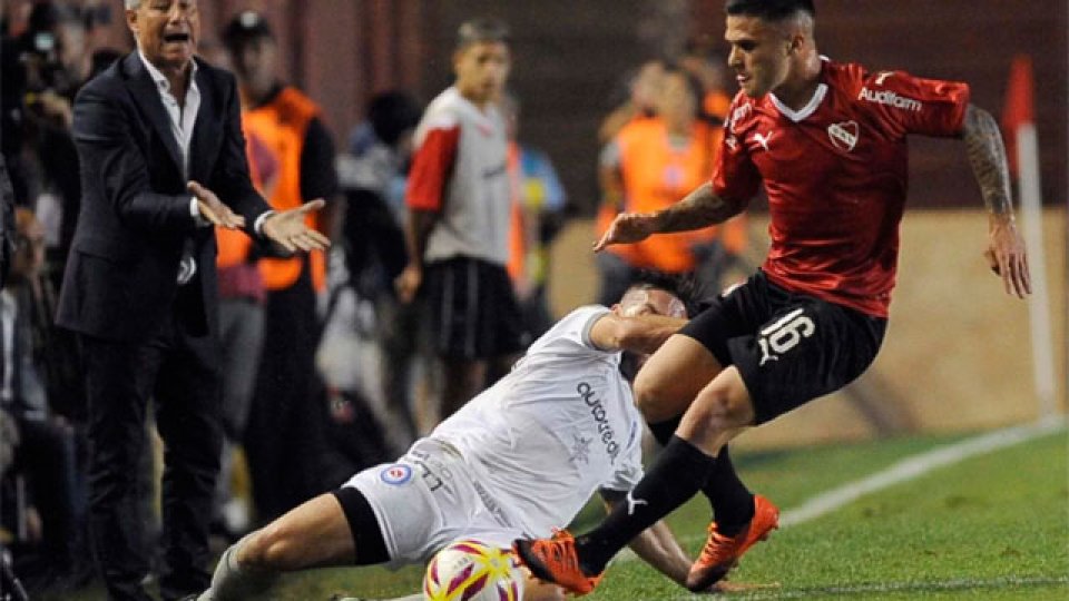 Independiente perdió 3-2 con Argentinos. Independiente perdió 3-2 con Argentinos.