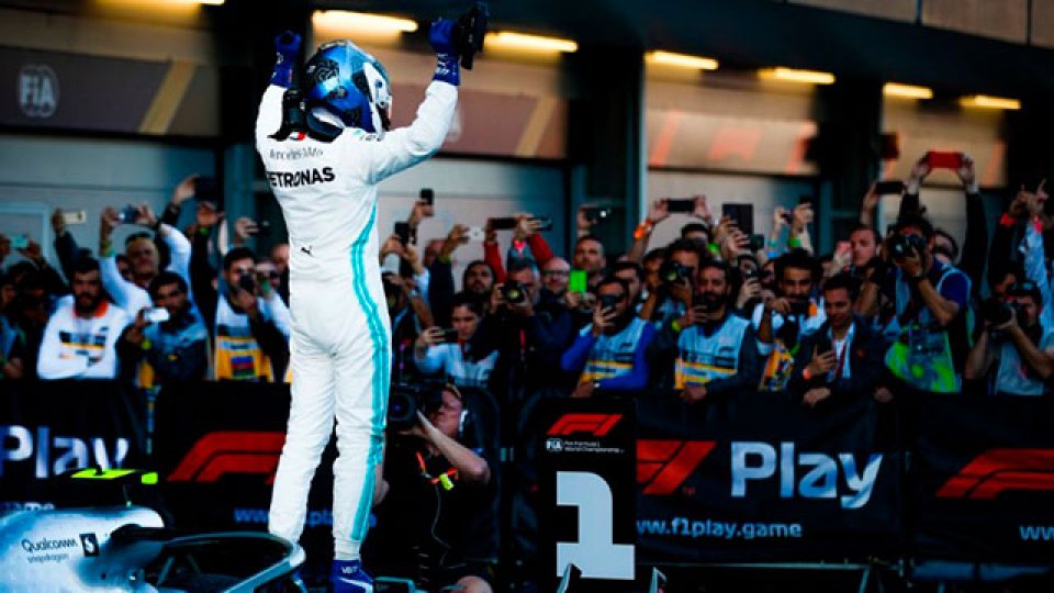 Valtteri Bottas domin&oacute; de principio a fin y gan&oacute; en Azerbaijan.