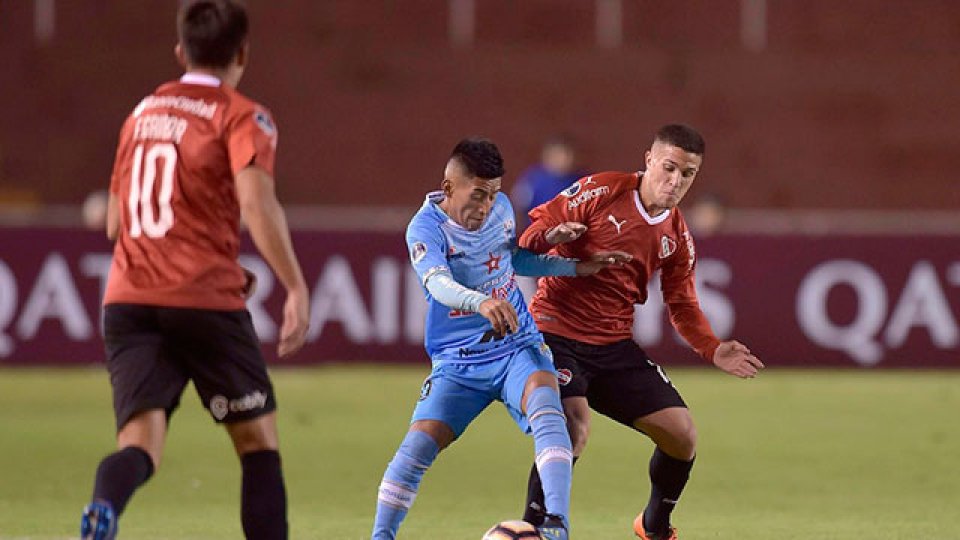 Independiente pasó de fase en Perú.
