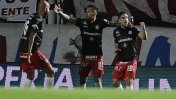 Argentinos eliminó a San Lorenzo de la Copa de la Superliga