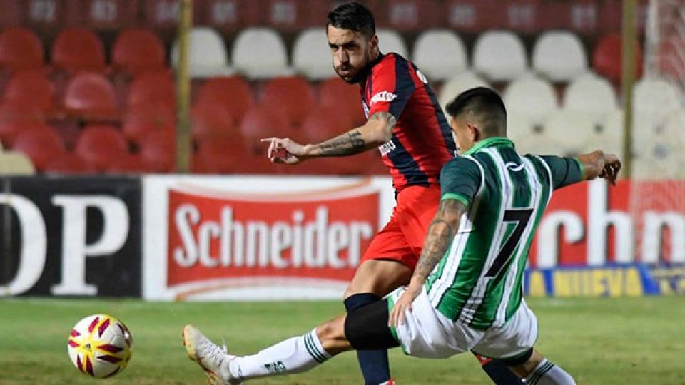 Estudiantes de San Luis dio el golpe y eliminó a San Lorenzo.