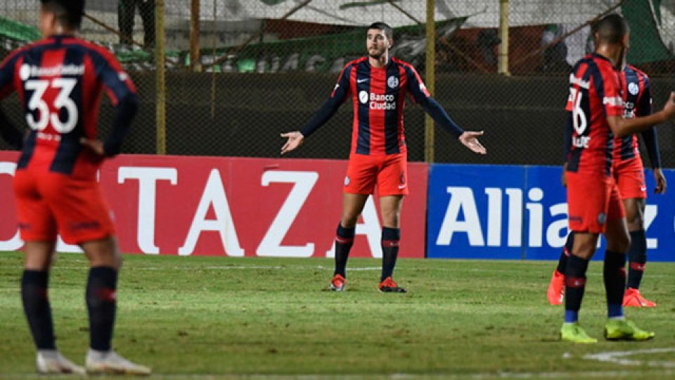 Estudiantes de San Luis dio el golpe y eliminó a San Lorenzo.