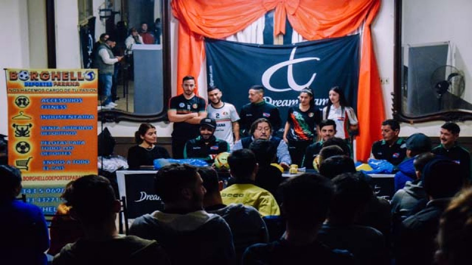 Presentación del los Seleccionados Paranaenses de Futsal Masculino y Femenino.