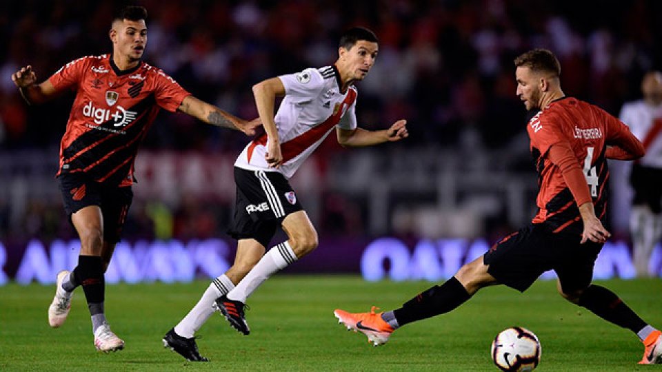 River goleó a Athlético Paranaense y se quedó con la Recopa Sudamericana.