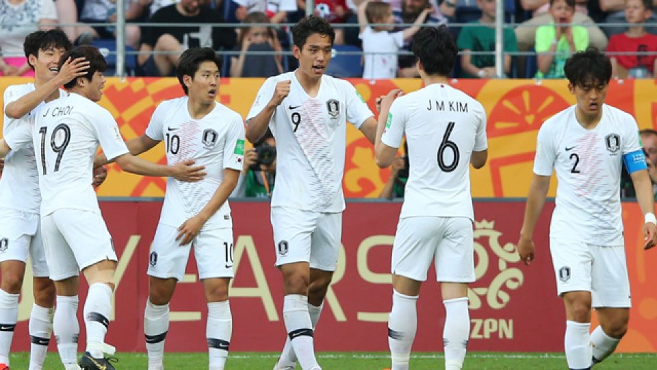 Los Tigres de Asia consiguieron la clasificación cerca del final del encuentro.