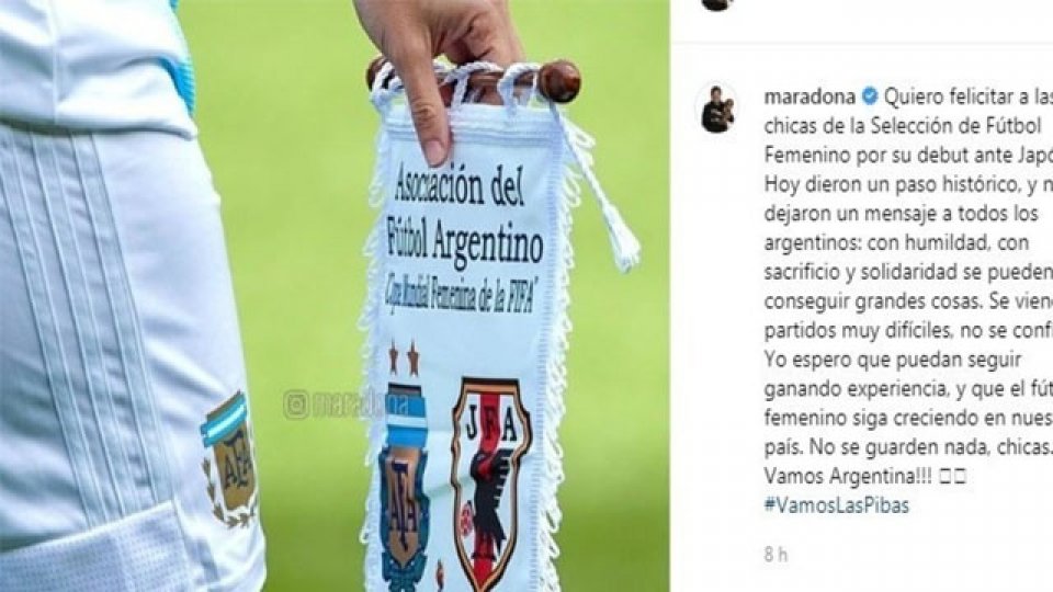 "Espero que el fútbol femenino siga creciendo", publicó Diego en Instagram.
