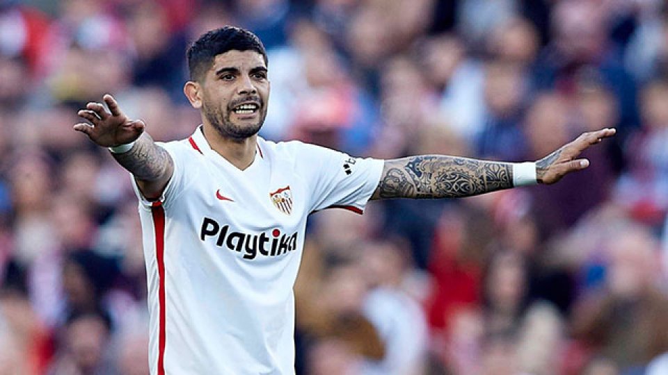 Tanguito Banega quedará libre del Sevilla a mediados de este año.