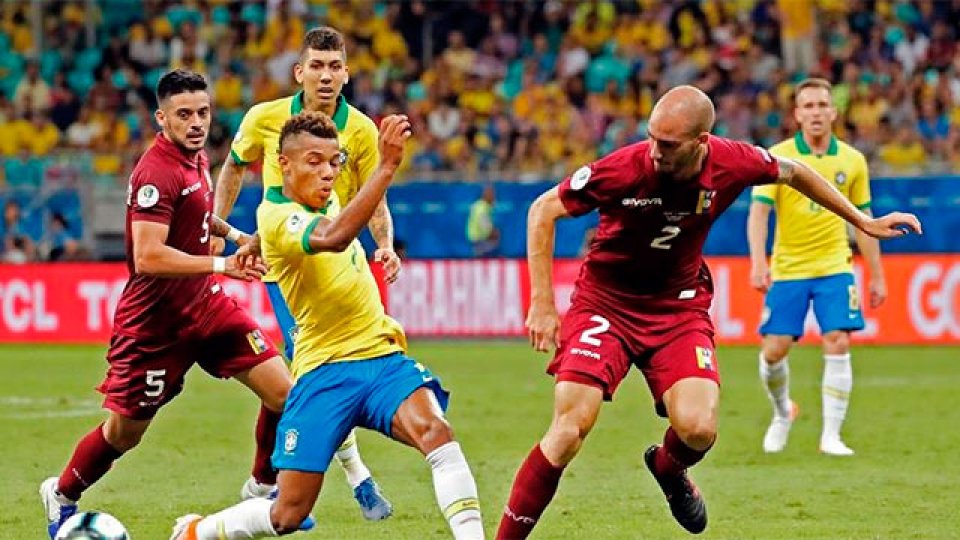 Brasil empató con Venezuela con el VAR como protagonista.