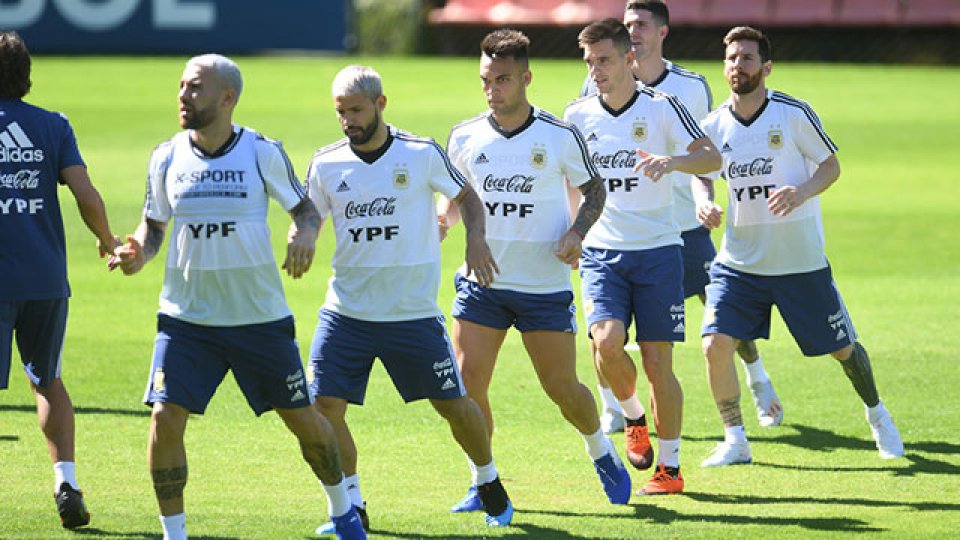 Argentina buscará recuperarse ante Paraguay y festejar por primera vez.