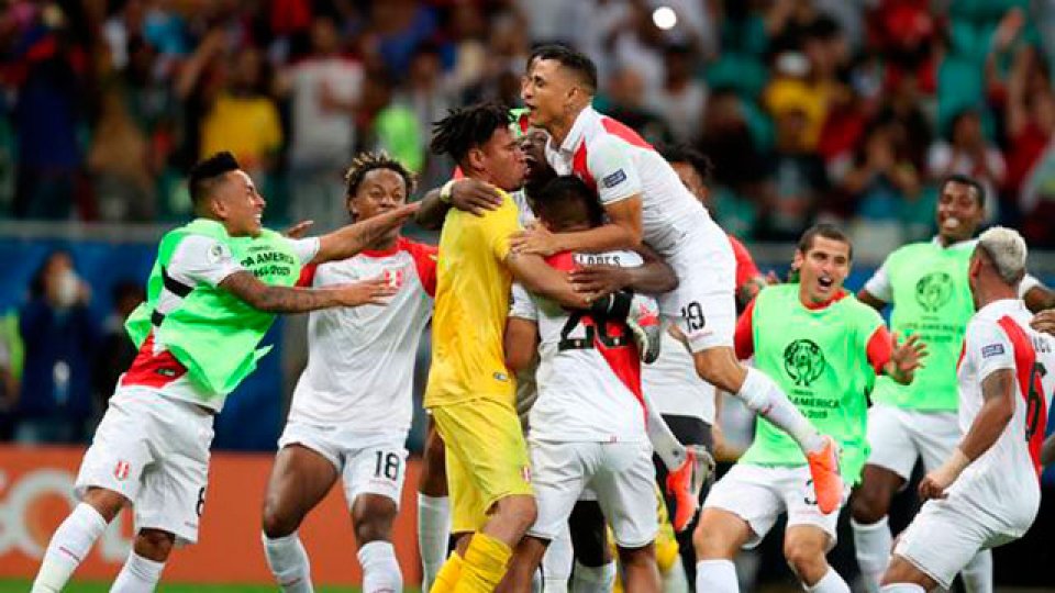 Perú dio el batacazo en la Copa América y dejó afuera por penales a Uruguay.