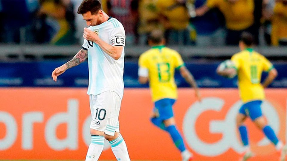 Dani Alves le dedicó unas palabras a Messi.