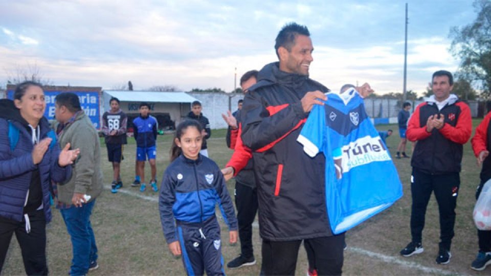 Homenajearon a Walter Andrade en la Floresta.