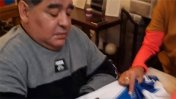 Diego Armando Maradona firmó una camiseta de Sportivo Urquiza