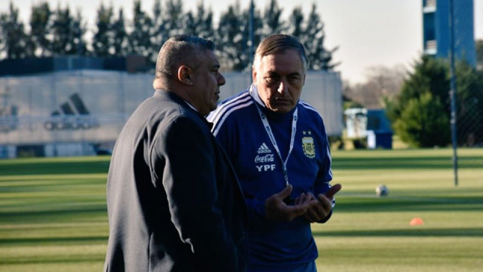 Borrello ya trabaja en Ezeiza con las futbolistas que juegan en el país.