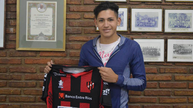 Patronato venderá por primera vez a un juvenil y Luis Vázquez jugará en Boca