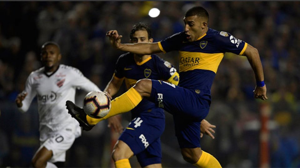 Boca le ganó a Athlético Paranaense y avanzó a cuartos.