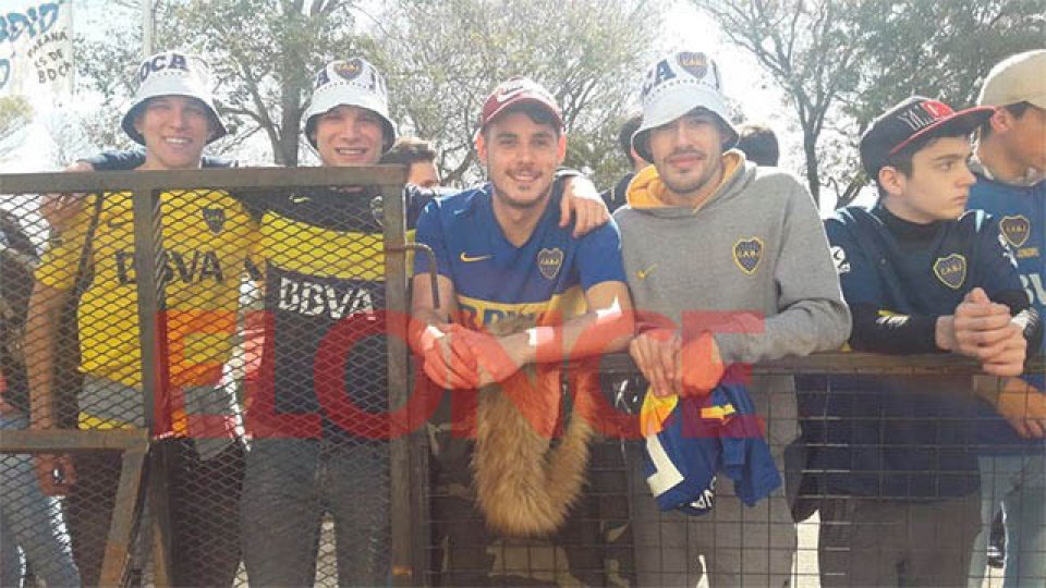 Los fanáticos ya esperan por la llegada de Boca.