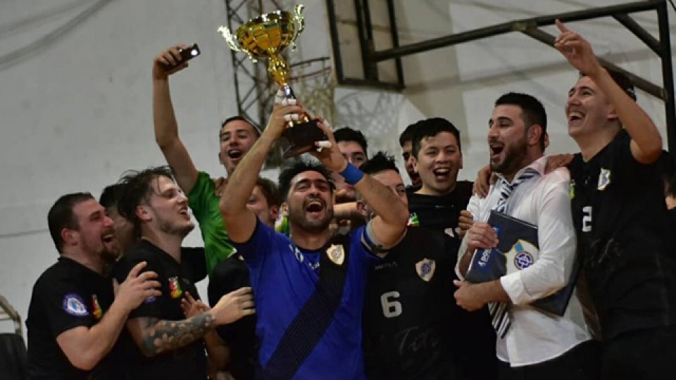 El Salesiano volvió a festejar un título en el Futsal después de 6 años.