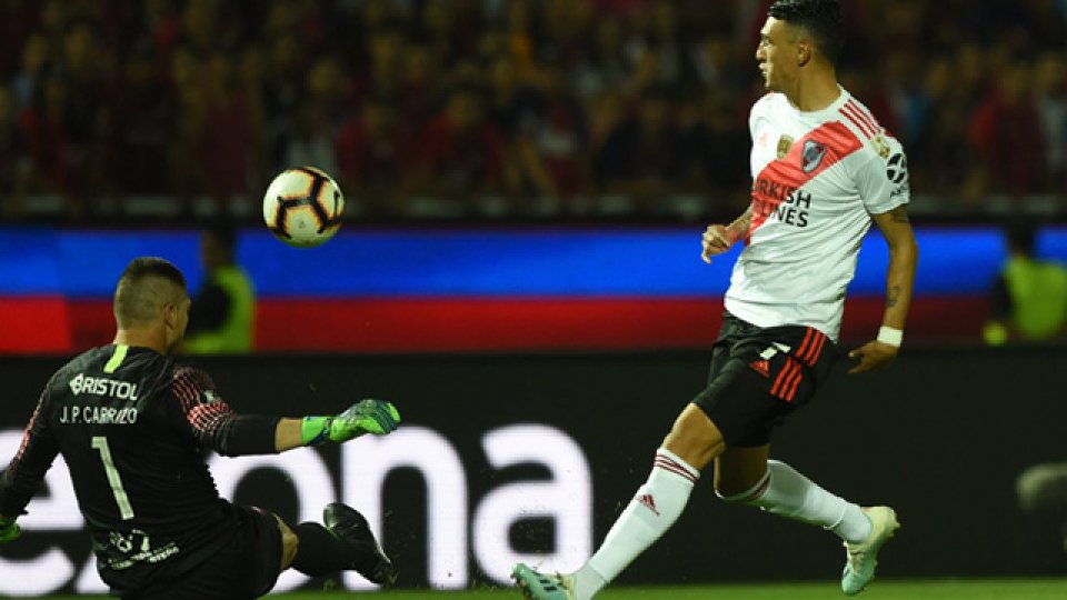 El Millonario dejó en el camino al Ciclón y se viene un nuevo Superclásico.