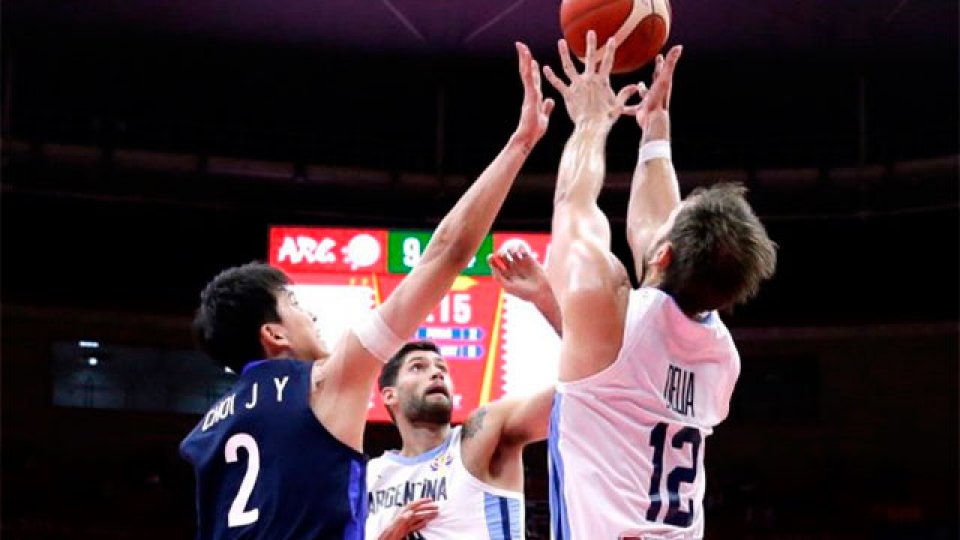 Argentina debut&oacute; con una c&oacute;moda victoria ante Corea.