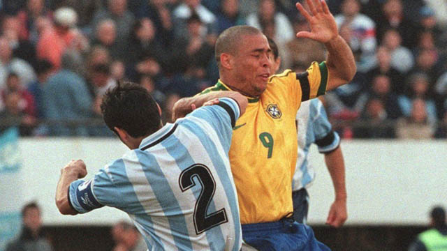 Ronaldo confesó que un entrerriano fue el jugador que más le pegó en su carrera