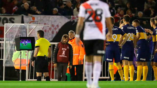 Boca-River: Conmebol aseguró que el centro de operaciones del VAR estará en la Bombonera