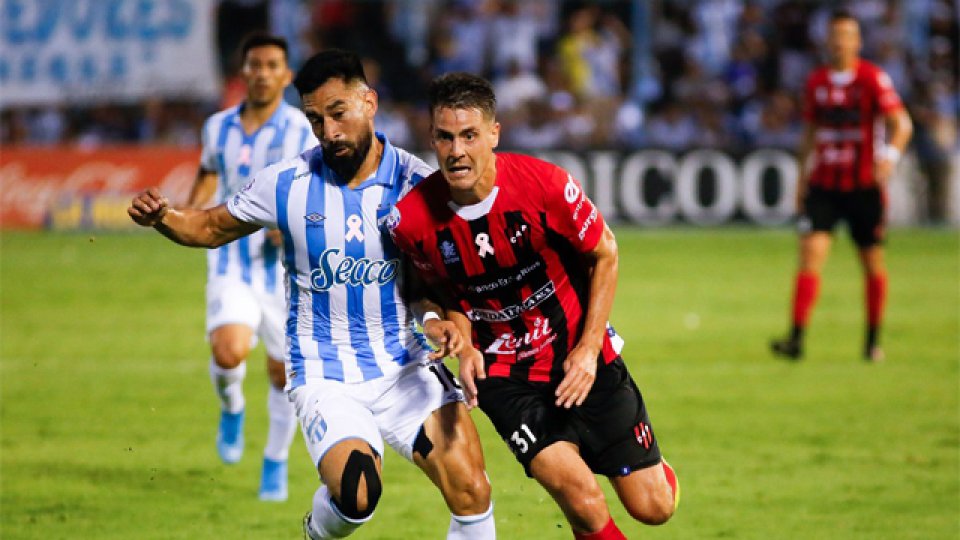 El Patrón hizo méritos para llegar al empate, pero todo fue para el Decano.