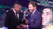 Conmebol homenajeó a Juan Román Riquelme en el sorteo de la Copa Libertadores
