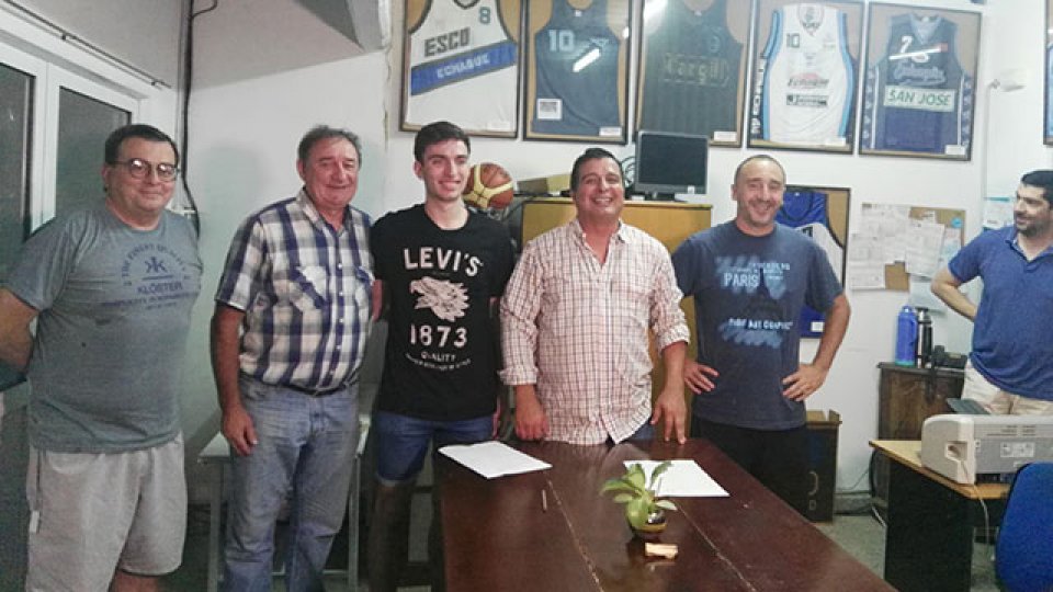 Lautaro Pividori, jugador de Ciclista, se suma para la Liga Argentina. Lautaro Pividori, jugador de Ciclista, se suma para la Liga Argentina.