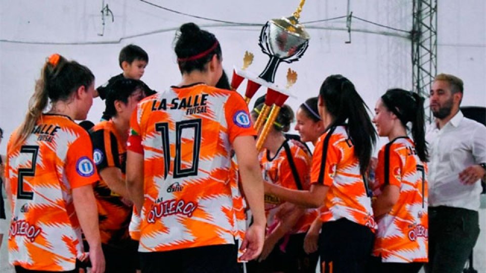 La Salle, campeón en la rama femenina.