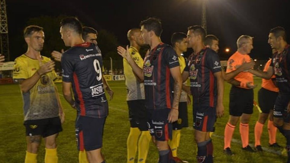 Con un gol agónico, Defensores se clasificó a los 32° de final.