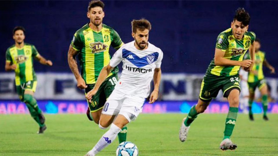 Aldosivi sumó un punto ante Vélez, que no pudo acercarse a River.