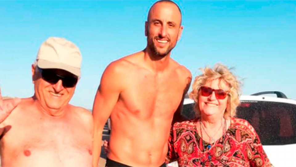 La divertida anécdota de Manu Ginóbili con una abuela en la playa.