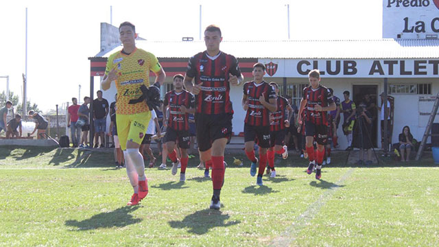 La Reserva Rojinegra juega en La Plata. (Foto: Prensa Patronato)
