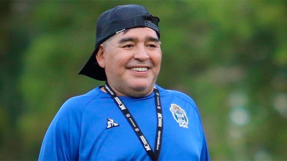Diego Maradona confirmó los once de Gimnasia para enfrentar a Patronato.