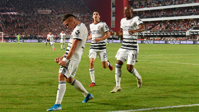 River le ganó 2-0 a Estudiantes y se mantiene firme en la punta de la Superliga.