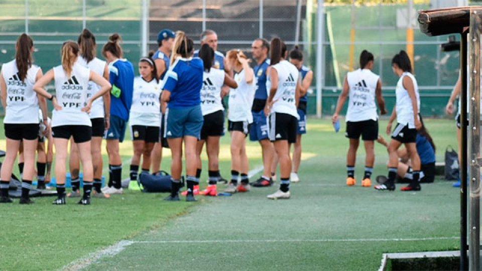 La Selección Argentina femenina Sub-20 llegó a San Juan.
