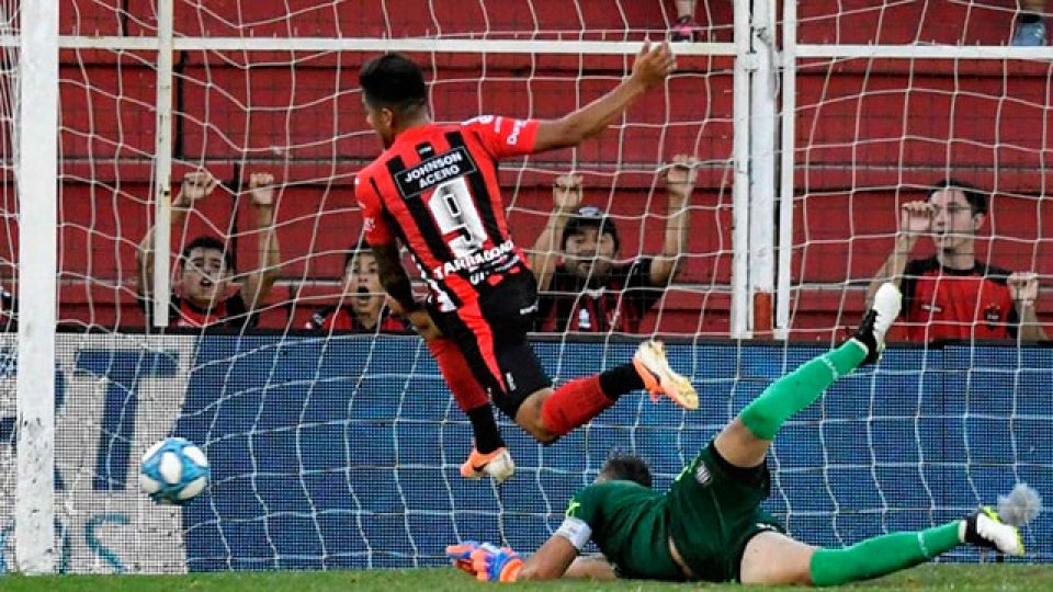 La AFA daría por terminada la Copa de la Superliga y se anularían los descensos.