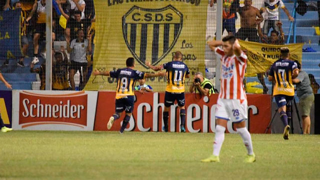 Dock Sud eliminó de la Copa Argentina a Unión de Santa Fe.