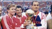 Hace 25 años Independiente se coronaba campeón de la Recopa con el entrerriano Burruchaga el plantel