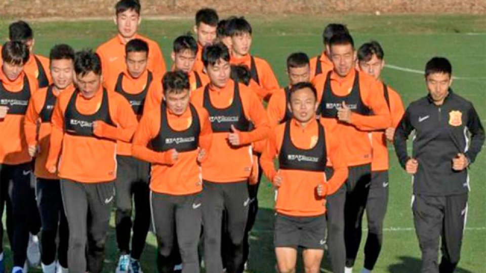 El equipo chino estuvo españa y desde el 16 se encontraba en Shenzhen.
