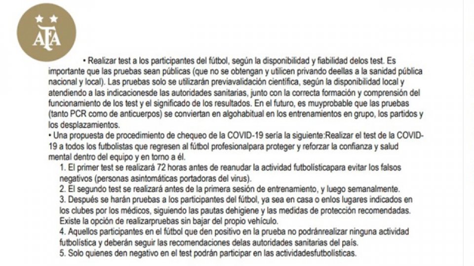 Sugiere que se hagan &quot;al menos&quot; 5 pruebas por mes a cada uno de los integrantes.