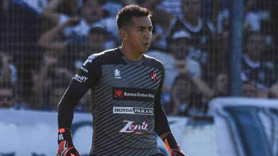 Ibáñez podría renovar su vínculo con el Patrón o partir al fútbol boliviano.