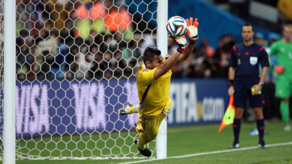Argentina eliminaba a Holanda y era finalista.