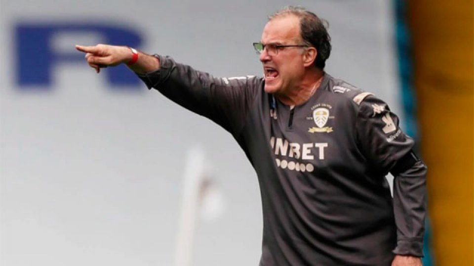 Bielsa está cada vez más cerca de dirigir la Selección uruguaya.