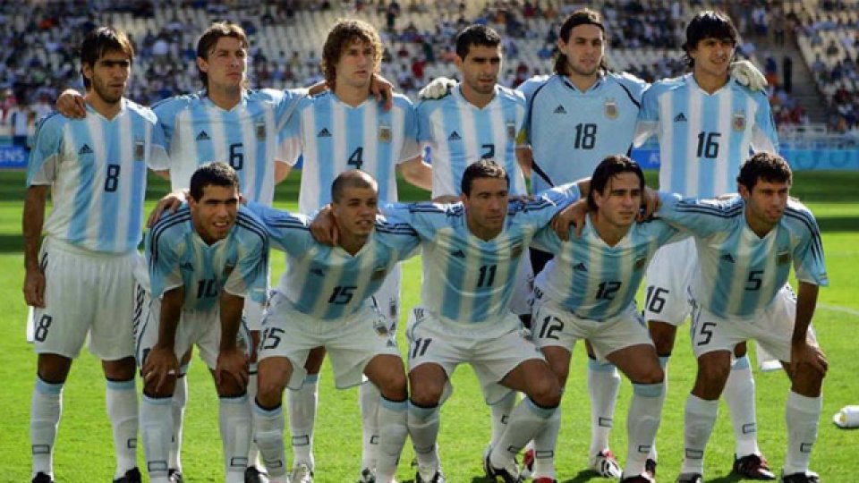 El Gringo y el Ratón fueron titulares en el debut, y Willy estuvo en el banco.